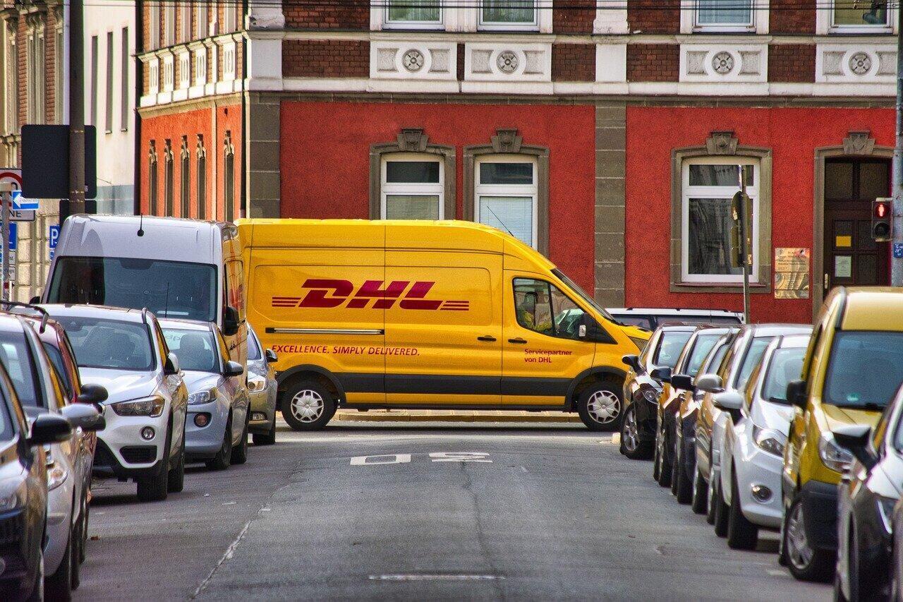 DHL