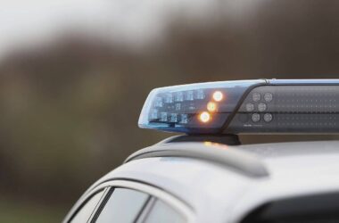 Polizei schießt auf Mann nach Amokfahrt mit Bagger