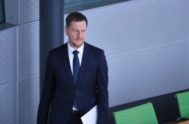 Sachsen: Kretschmer bei Ministerpräsidentenwahl zunächst durchgefallen