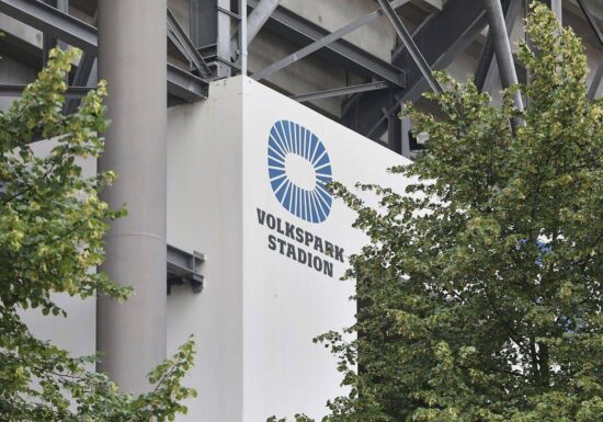 2. Bundesliga: HSV geht mit Torshow gegen Fürth in Winterpause