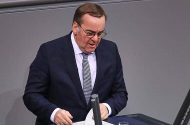 Pistorius pocht auf höhere Verteidigungsausgaben