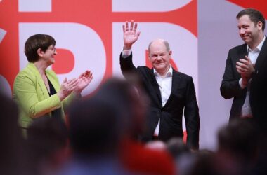 Klingbeil sieht SPD vor Vertrauensfrage geschlossen hinter Scholz