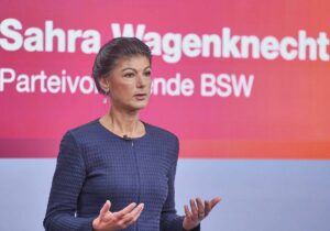 Wagenknecht gibt Irrtum über russischen Angriff zu