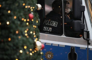 1 Toter und Festnahme nach Vorfall auf Weihnachtsmarkt in Magdeburg