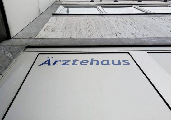 Kassen fordern Verbot der Bevorzugung von Privatversicherten