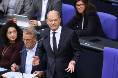 Ex-EU-Kommissar Verheugen: Neuwahl könnte kaum ungünstiger liegen