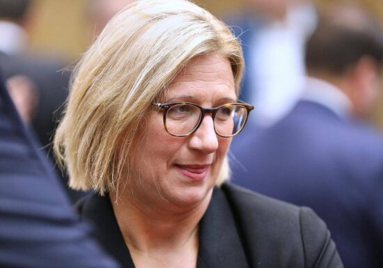 Bundesratspräsidentin Rehlinger reist nach Paris und Warschau