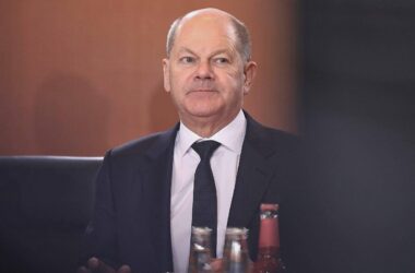 Scholz warnt in Neujahrsansprache vor Wahlbeeinflussung von außen