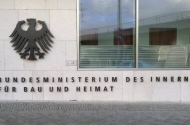 Innenministerium erwartet mehr Islamisten-Ausreisen nach Syrien