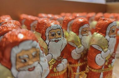 Einzelhandel mit Weihnachtsgeschäft etwas zufriedener