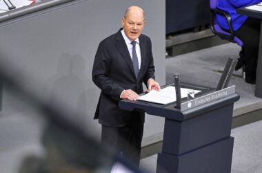 Scholz teilt vor Vertrauensfrage gegen Union und FDP aus