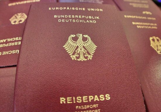 Kommunen registrieren stärkere Nachfrage nach deutschem Pass