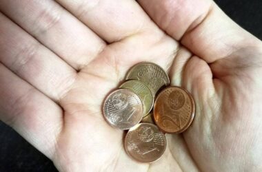 IW: Ein Viertel kommt mit Haushaltseinkommen nicht mehr zurecht