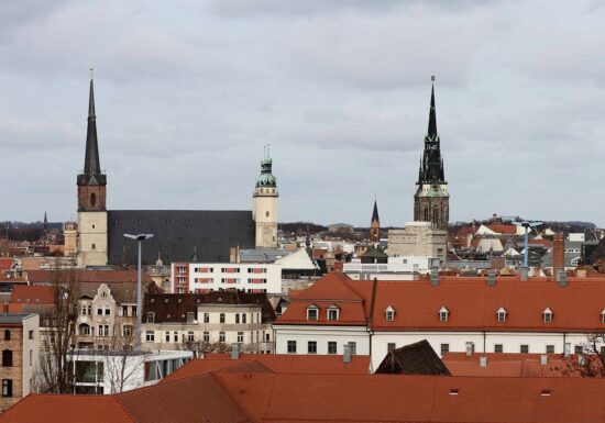 Hälfte der Ostdeutschen hadert mit Funktionieren der Demokratie