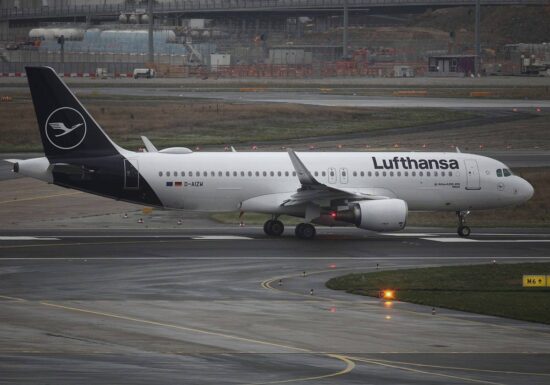 Lufthansa kritisiert Pflicht zu Kraftstoff-Beimischung