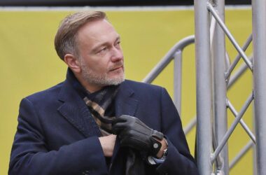 Lindner hofft auf Zustimmung von SPD und Grünen zu Asylgesetz