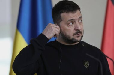 Selenskyj will 2025 "alles" für Kriegsende tun