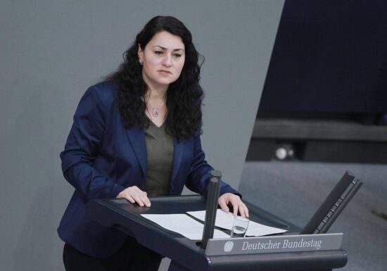 Grüne dringen auf EU-Sanktionserleichterungen für Syrien