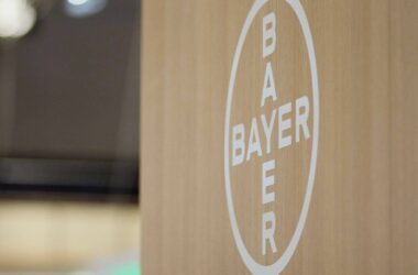 Bayer sieht sich bei Stellenabbau "gut im Zeitplan"