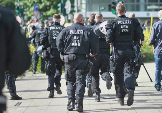 Nach Aschaffenburg: Polizeigewerkschaft dringt auf Gesetzesänderung