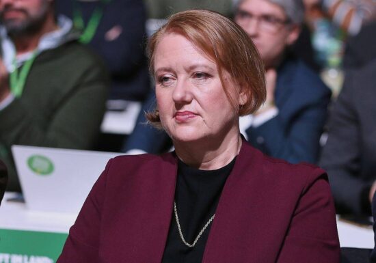 Paus: "Merz-Union biegt scharf nach rechts ab"