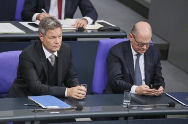 Habeck weist Scholz im Streit um Verteidigungsetat zurecht