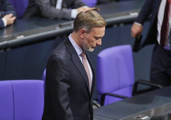 Insa: Union legt auf 30 Prozent zu - FDP unter fünf Prozent