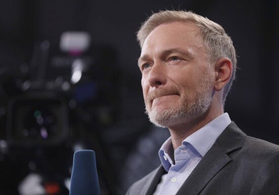 Lindner distanziert sich von Musk