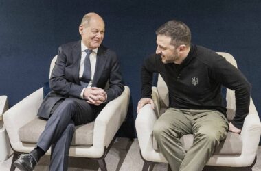 Kanzler zu Ukraine: Deutschland auch im Friedensfall gefordert
