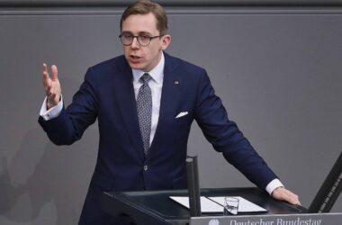 Amthor verteidigt CDU-Wahlprogramm