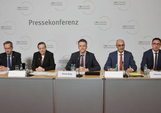 Statistisches Bundesamt: Wirtschaft um 0,2 Prozent geschrumpft