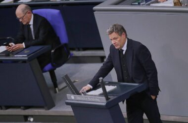 Habeck an Union und FDP: "Stimmen Sie nicht mit Rassisten ab"