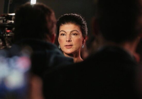 Wagenknecht zeigt sich offen für Merz-Anträge zur Migrationspolitik
