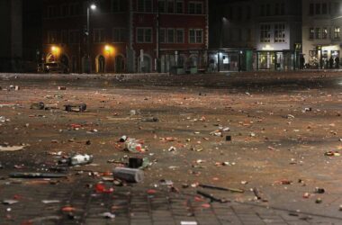 Habeck dringt auf konsequente Verfolgung von Silvester-Chaoten