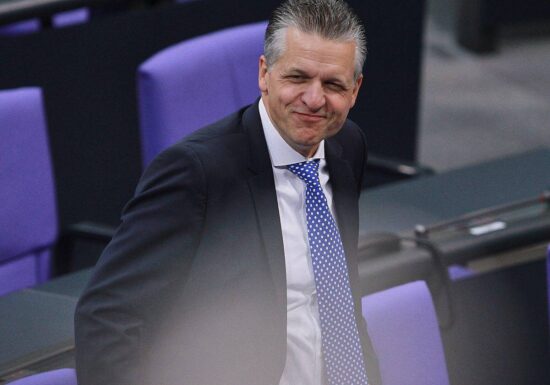 Frei sieht "verhärtete Fronten" bei Asylgesetz