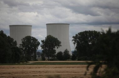 Union und FDP kritisieren Absprachen zum Atom-Aus