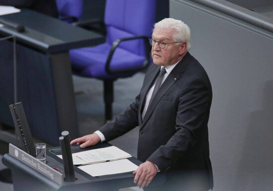 Protest gegen CDU: Steinmeier bedauert Verdienstkreuz-Rückgaben