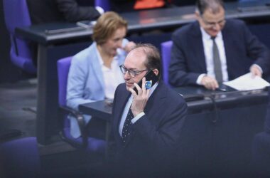 Dobrindt sieht AfD-Verbotsantrag als "schweren Fehler"