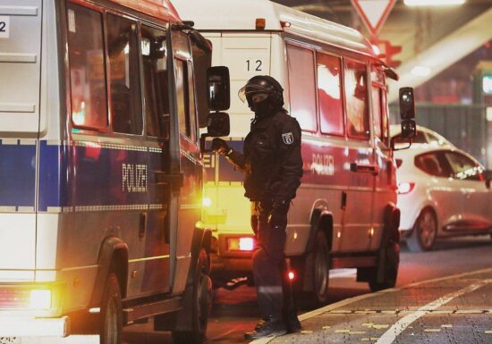 Silvester: Regierung will harte Strafen bei Angriffen gegen Polizei