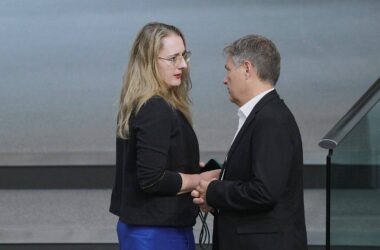 Dröge weist Kritik an Habecks Wirtschaftspolitik zurück