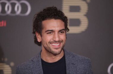 Elyas M`Barek klagt über "Schwarz-Weiß-Denken" in Deutschland
