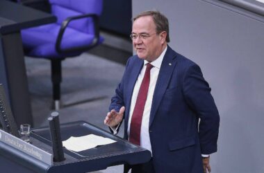 Laschet und Vogel werben für Schwarz-Gelb