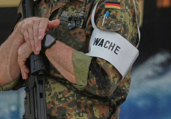 Mutmaßliche Spionagedrohnen über Bundeswehr-Standorten gesichtet