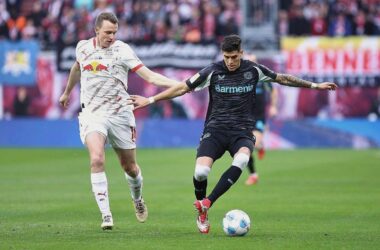 1. Bundesliga: Eigentor-Pech kostet Leverkusen Punkte in Leipzig