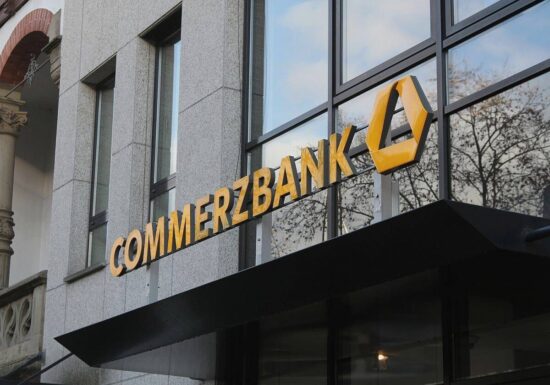 Commerzbank stellt Bedingungen für Gespräche mit Unicredit