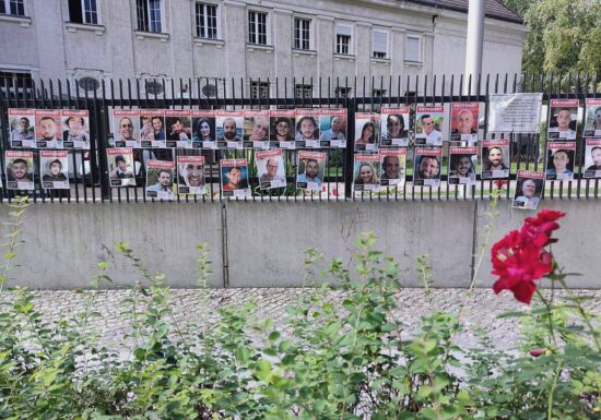 Drei weitere Hamas-Geiseln an Rotes Kreuz übergeben