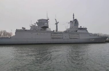 Van Aken lehnt neues Bundeswehr-Sondervermögen strikt ab