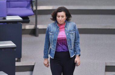 Dorothee Bär verteidigt Unionsanfrage zu NGOs