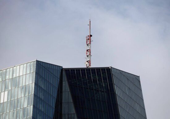EZB hält an Mindestreserve für Banken fest