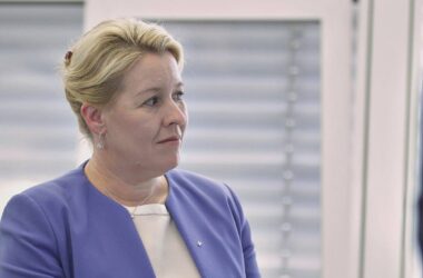 Giffey pocht auf personelle Erneuerung an SPD-Spitze